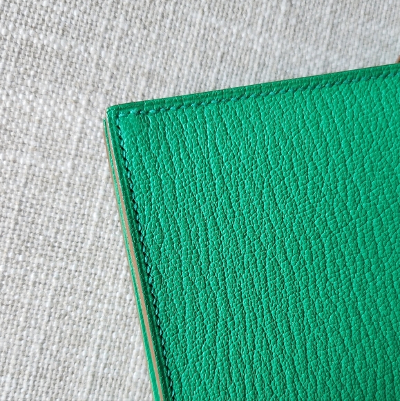 Authentic Hermes Menthe Chevre Bearn Wallet - Picture 7 of 11